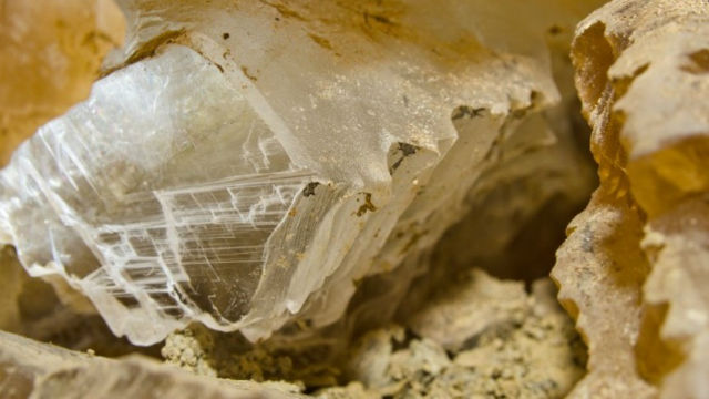 Les Diamants du Zimbabwe 5 gigantesque diamant brut dans une mine